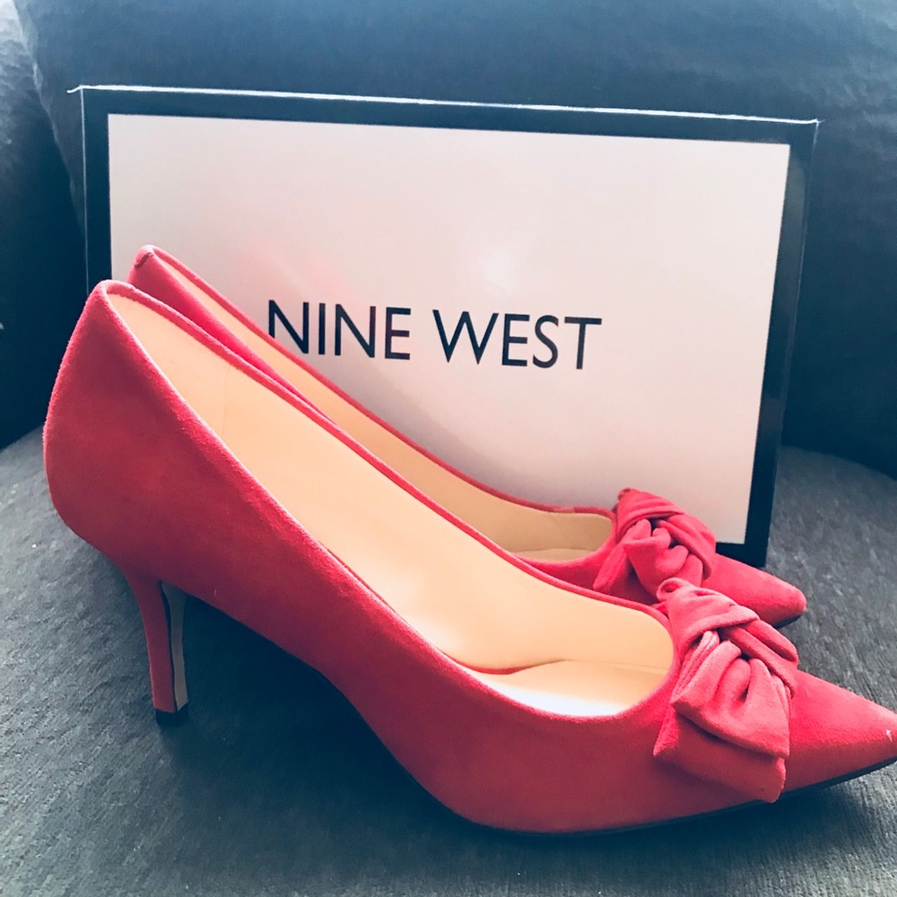 Never Worn | Nine West Suede Heels
